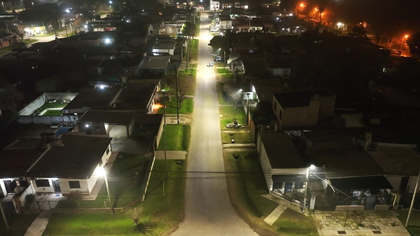 Luján: Avanza el Plan 100 % de Alumbrado en barrios y localidades
