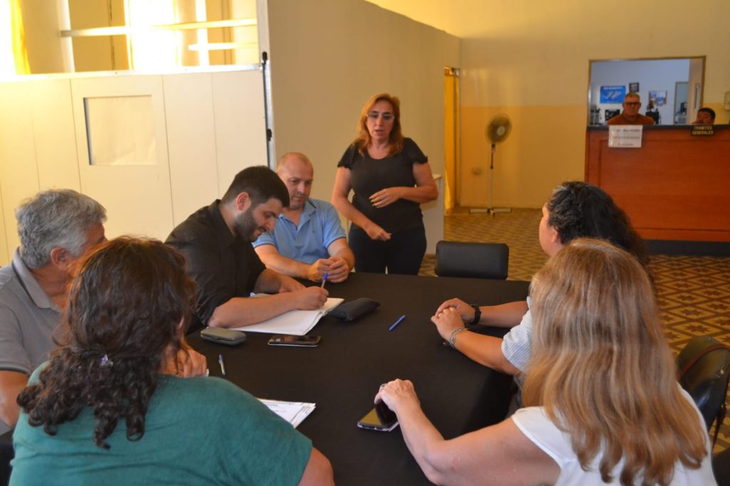 Maguy Oliva, nueva presidenta del Consejo Escolar de Mercedes por unanimidad