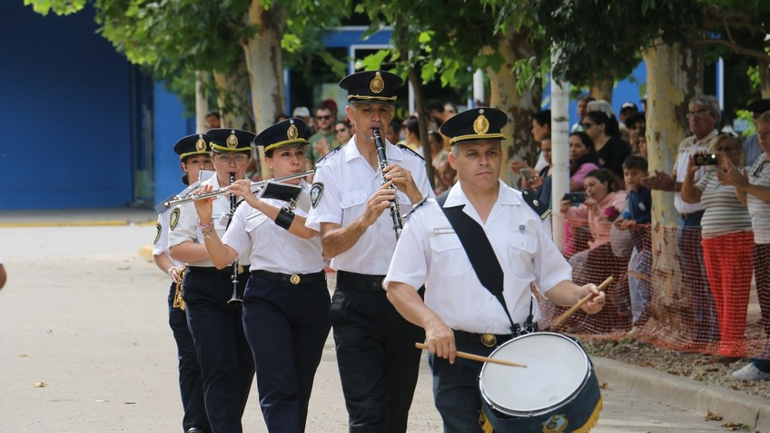 San Andrés de Giles: Se realizó el desfile civil
