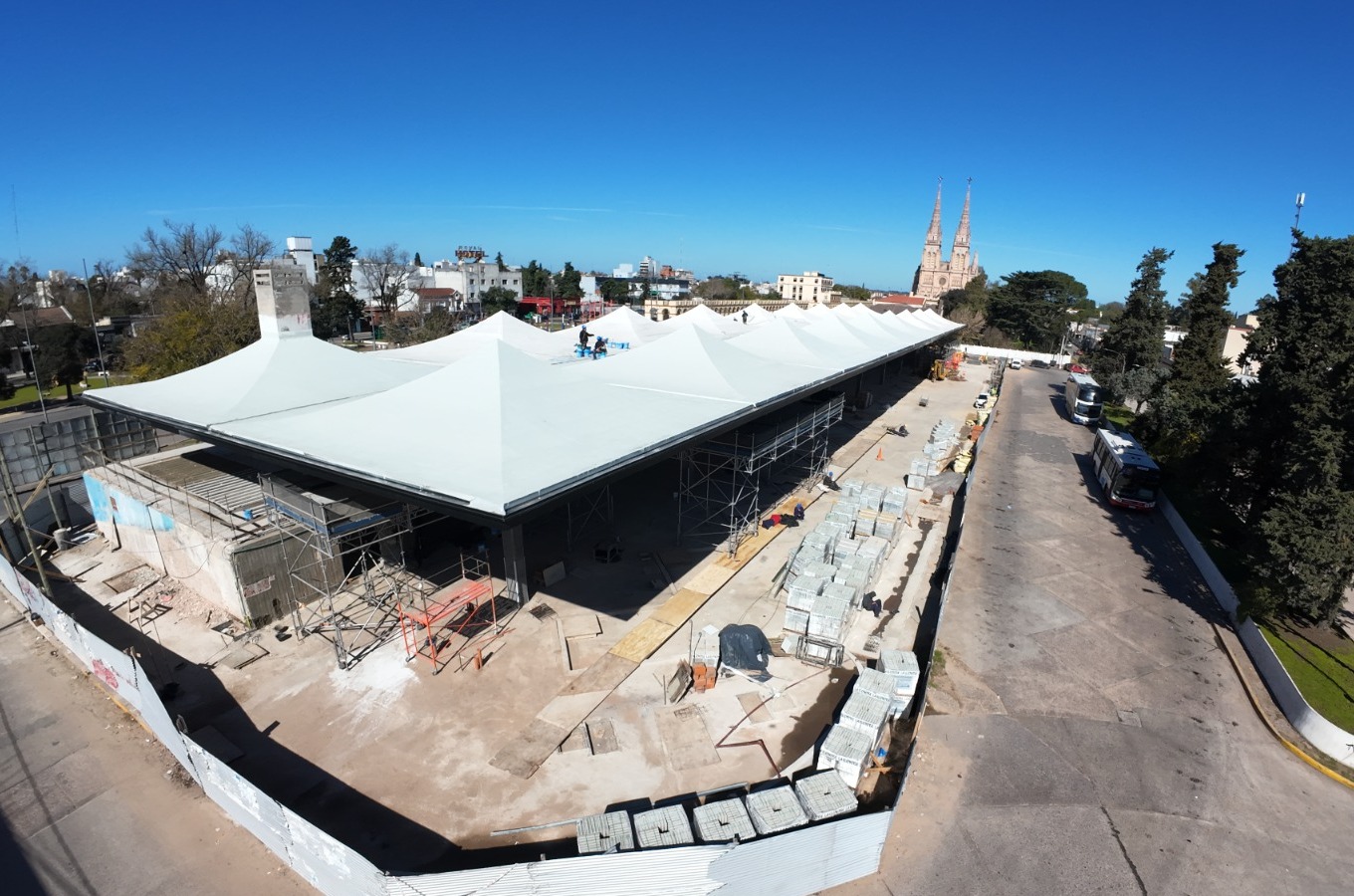 Avanza la obra de restauración y puesta en valor de la Terminal de Ómnibus de Luján